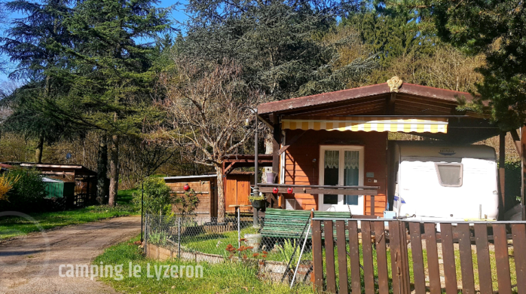 emplacement à l'année camping le lyzeron